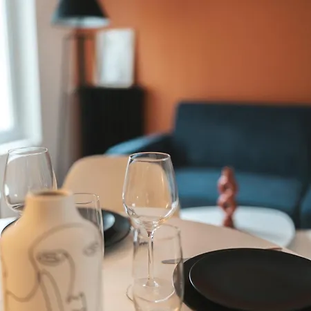 Cinecosy - Gare Et Chateau